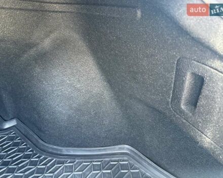 Серый Хендай Элантра, объемом двигателя 1.59 л и пробегом 53 тыс. км за 20000 $, фото 7 на Automoto.ua