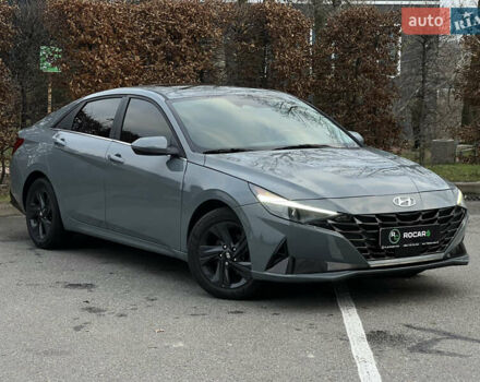 Серый Хендай Элантра, объемом двигателя 1.58 л и пробегом 65 тыс. км за 18999 $, фото 1 на Automoto.ua