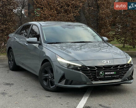 Серый Хендай Элантра, объемом двигателя 1.58 л и пробегом 65 тыс. км за 18999 $, фото 3 на Automoto.ua