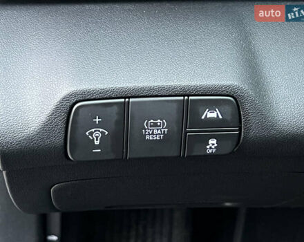 Серый Хендай Элантра, объемом двигателя 1.58 л и пробегом 65 тыс. км за 18999 $, фото 38 на Automoto.ua