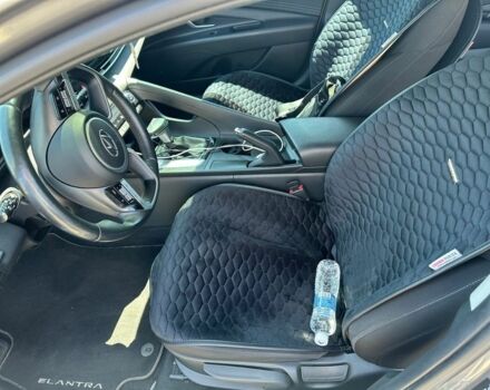 Серый Хендай Элантра, объемом двигателя 1.6 л и пробегом 53 тыс. км за 20000 $, фото 6 на Automoto.ua