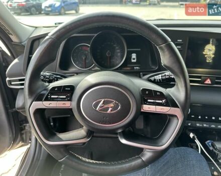 Сірий Хендай Елантра, об'ємом двигуна 1.59 л та пробігом 57 тис. км за 19500 $, фото 6 на Automoto.ua