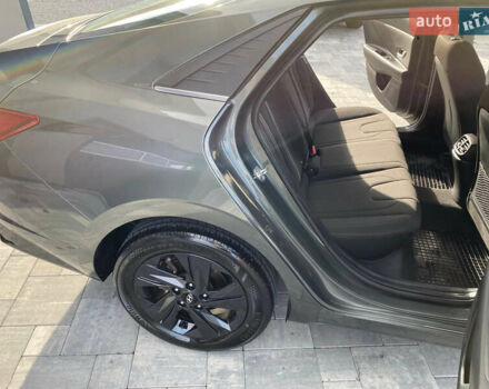 Серый Хендай Элантра, объемом двигателя 1.59 л и пробегом 87 тыс. км за 20000 $, фото 9 на Automoto.ua