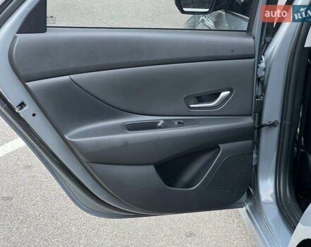 Серый Хендай Элантра, объемом двигателя 1.58 л и пробегом 65 тыс. км за 18999 $, фото 48 на Automoto.ua