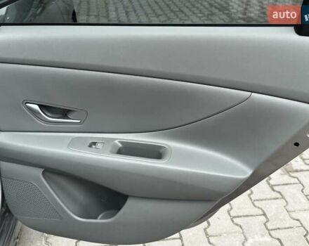 Серый Хендай Элантра, объемом двигателя 2 л и пробегом 30 тыс. км за 18999 $, фото 68 на Automoto.ua