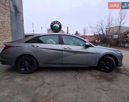 Сірий Хендай Елантра, об'ємом двигуна 1.58 л та пробігом 25 тис. км за 21900 $, фото 3 на Automoto.ua