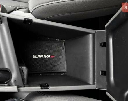 Серый Хендай Элантра, объемом двигателя 2 л и пробегом 30 тыс. км за 18999 $, фото 134 на Automoto.ua