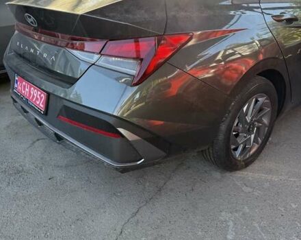 Сірий Хендай Елантра, об'ємом двигуна 2 л та пробігом 4 тис. км за 12900 $, фото 1 на Automoto.ua