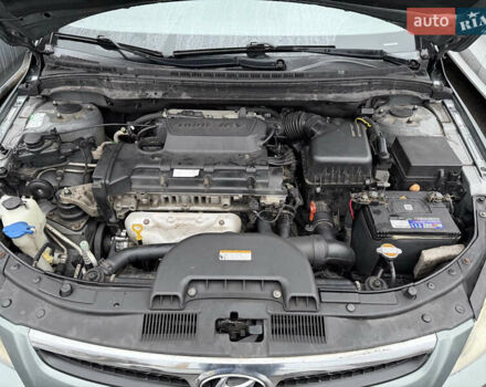 Серый Хендай Элантра, объемом двигателя 2 л и пробегом 213 тыс. км за 6700 $, фото 12 на Automoto.ua