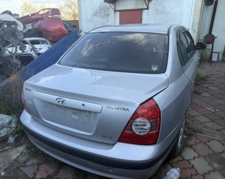 Сірий Хендай Елантра, об'ємом двигуна 1.6 л та пробігом 200 тис. км за 900 $, фото 1 на Automoto.ua