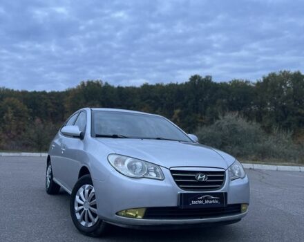Сірий Хендай Елантра, об'ємом двигуна 1.6 л та пробігом 305 тис. км за 3800 $, фото 1 на Automoto.ua