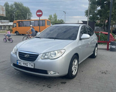 Сірий Хендай Елантра, об'ємом двигуна 1.59 л та пробігом 238 тис. км за 6500 $, фото 1 на Automoto.ua