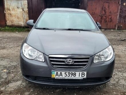 Серый Хендай Элантра, объемом двигателя 0 л и пробегом 133 тыс. км за 6000 $, фото 1 на Automoto.ua