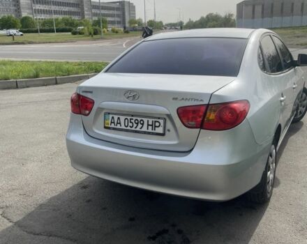 Сірий Хендай Елантра, об'ємом двигуна 1.6 л та пробігом 154 тис. км за 5499 $, фото 1 на Automoto.ua