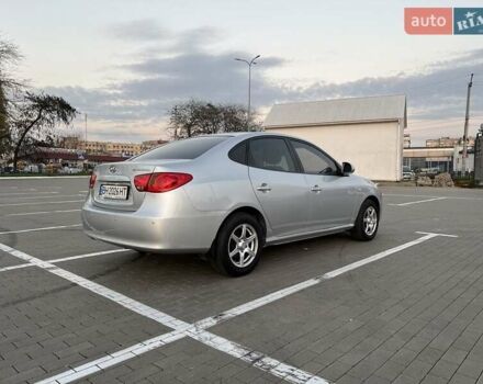 Сірий Хендай Елантра, об'ємом двигуна 1.6 л та пробігом 159 тис. км за 6250 $, фото 1 на Automoto.ua