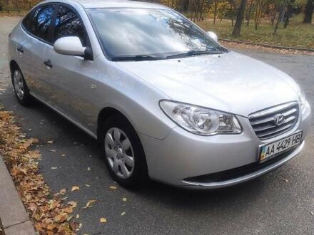 Сірий Хендай Елантра, об'ємом двигуна 1.59 л та пробігом 90 тис. км за 6880 $, фото 1 на Automoto.ua