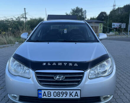 Серый Хендай Элантра, объемом двигателя 2 л и пробегом 210 тыс. км за 6600 $, фото 1 на Automoto.ua