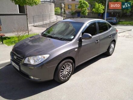 Хендай Элантра 2008 в Киеве на Automoto.ua Серый Хендай Элантра, объемом двигателя 1.98 л и пробегом 182 тыс. км за 7300 $, фото 1 на Automoto.ua