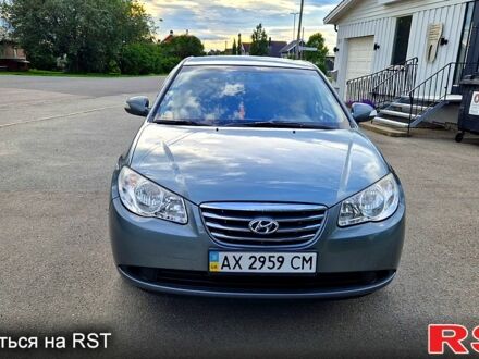 Серый Хендай Элантра, объемом двигателя 1.6 л и пробегом 194 тыс. км за 5500 $, фото 1 на Automoto.ua