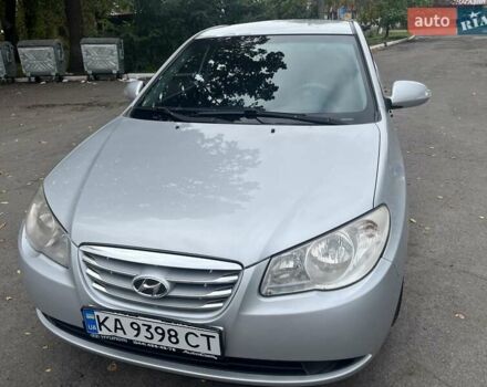 Хендай Элантра 2010 в Згуровке на Automoto.ua Серый Хендай Элантра, объемом двигателя 1.59 л и пробегом 265 тыс. км за 6400 $, фото 1 на Automoto.ua