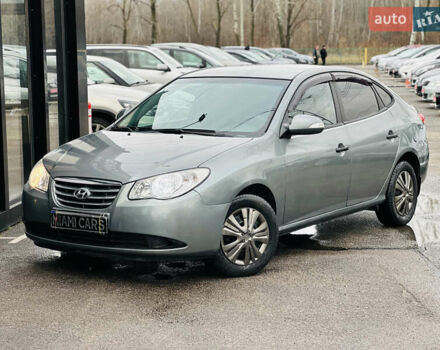 Сірий Хендай Елантра, об'ємом двигуна 1.6 л та пробігом 198 тис. км за 5999 $, фото 1 на Automoto.ua