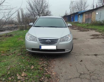 Серый Хендай Элантра, объемом двигателя 1.6 л и пробегом 150 тыс. км за 5250 $, фото 1 на Automoto.ua