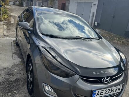 Серый Хендай Элантра, объемом двигателя 1.8 л и пробегом 204 тыс. км за 7900 $, фото 1 на Automoto.ua