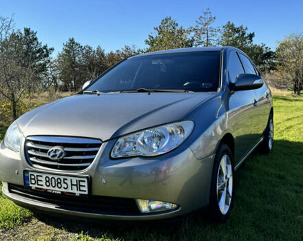 Серый Хендай Элантра, объемом двигателя 1.59 л и пробегом 247 тыс. км за 8600 $, фото 1 на Automoto.ua