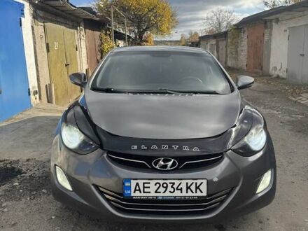Сірий Хендай Елантра, об'ємом двигуна 1.8 л та пробігом 205 тис. км за 7500 $, фото 1 на Automoto.ua
