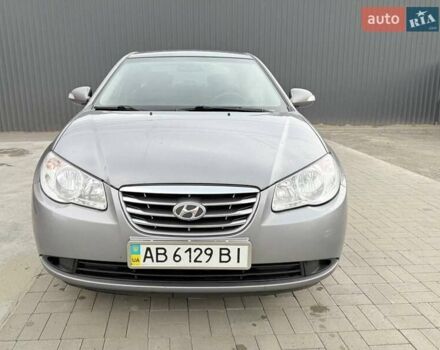 Серый Хендай Элантра, объемом двигателя 1.6 л и пробегом 242 тыс. км за 6400 $, фото 1 на Automoto.ua