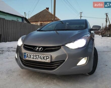 Серый Хендай Элантра, объемом двигателя 1.8 л и пробегом 115 тыс. км за 9500 $, фото 1 на Automoto.ua