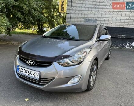 Сірий Хендай Елантра, об'ємом двигуна 1.8 л та пробігом 175 тис. км за 7800 $, фото 1 на Automoto.ua
