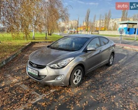 Сірий Хендай Елантра, об'ємом двигуна 1.8 л та пробігом 220 тис. км за 8600 $, фото 1 на Automoto.ua