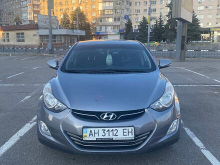 Хендай Елантра 2013 у Харкові на Automoto.ua Сірий Хендай Елантра, об'ємом двигуна 1.8 л та пробігом 220 тис. км за 8900 $, фото 1 на Automoto.ua