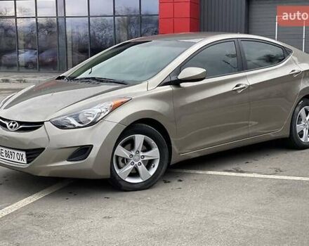 Сірий Хендай Елантра, об'ємом двигуна 1.59 л та пробігом 127 тис. км за 7900 $, фото 1 на Automoto.ua