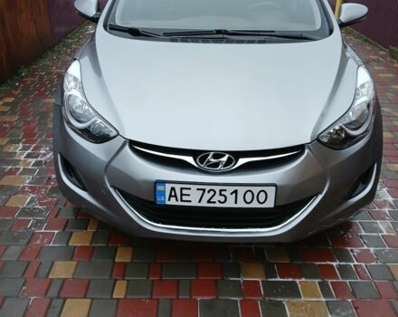 Сірий Хендай Елантра, об'ємом двигуна 1.6 л та пробігом 150 тис. км за 8000 $, фото 1 на Automoto.ua