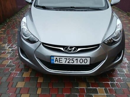 Серый Хендай Элантра, объемом двигателя 1.59 л и пробегом 150 тыс. км за 8000 $, фото 1 на Automoto.ua