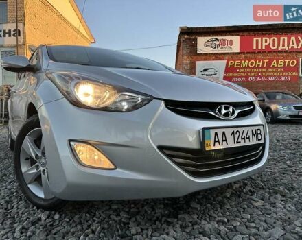 Сірий Хендай Елантра, об'ємом двигуна 1.8 л та пробігом 182 тис. км за 8400 $, фото 1 на Automoto.ua