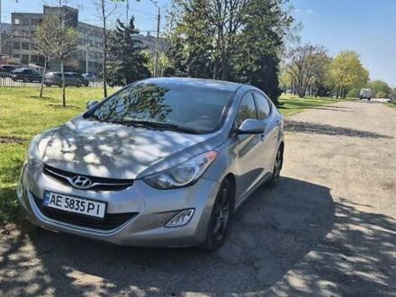 Хендай Елантра 2013 у Дніпро (Дніпропетровську) на Automoto.ua Сірий Хендай Елантра, об'ємом двигуна 1.8 л та пробігом 181 тис. км за 9800 $, фото 1 на Automoto.ua