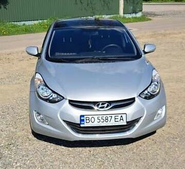 Хендай Элантра 2013 в Ужгороде на Automoto.ua Серый Хендай Элантра, объемом двигателя 1.59 л и пробегом 122 тыс. км за 9000 $, фото 1 на Automoto.ua