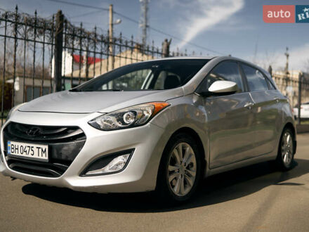 Серый Хендай Элантра, объемом двигателя 2 л и пробегом 120 тыс. км за 7900 $, фото 1 на Automoto.ua