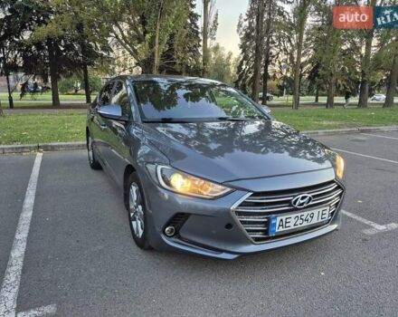 Сірий Хендай Елантра, об'ємом двигуна 1.59 л та пробігом 109 тис. км за 14000 $, фото 1 на Automoto.ua