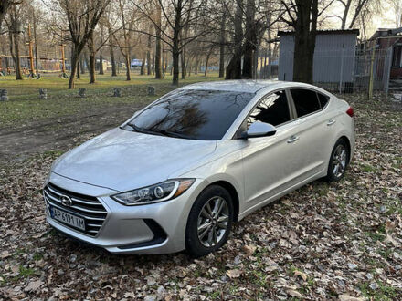 Хендай Елантра 2016 у Запоріжжя на Automoto.ua Сірий Хендай Елантра, об'ємом двигуна 2 л та пробігом 155 тис. км за 11500 $, фото 1 на Automoto.ua