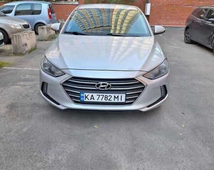Серый Хендай Элантра, объемом двигателя 2 л и пробегом 125 тыс. км за 11500 $, фото 1 на Automoto.ua