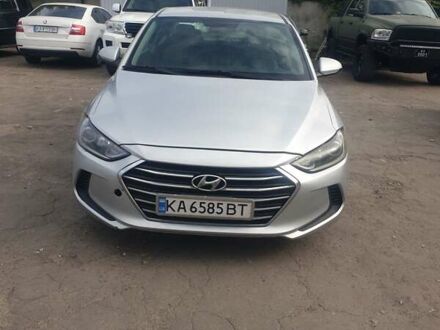 Серый Хендай Элантра, объемом двигателя 1.8 л и пробегом 380 тыс. км за 7800 $, фото 1 на Automoto.ua