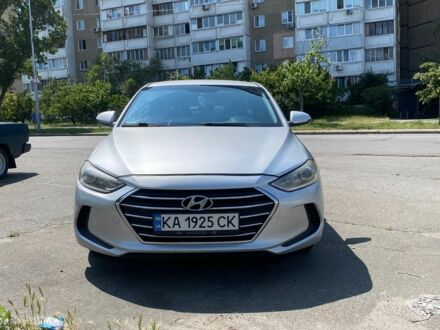 Серый Хендай Элантра, объемом двигателя 2 л и пробегом 70 тыс. км за 10700 $, фото 1 на Automoto.ua