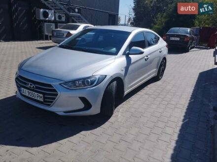 Хендай Елантра 2016 у Вышгороде на Automoto.ua Сірий Хендай Елантра, об'ємом двигуна 1.59 л та пробігом 240 тис. км за 9500 $, фото 1 на Automoto.ua
