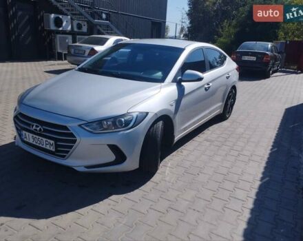 Сірий Хендай Елантра, об'ємом двигуна 1.59 л та пробігом 240 тис. км за 9500 $, фото 1 на Automoto.ua