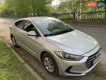 Хендай Елантра 2016 у Тернополі на Automoto.ua Сірий Хендай Елантра, об'ємом двигуна 2 л та пробігом 110 тис. км за 11500 $, фото 1 на Automoto.ua
