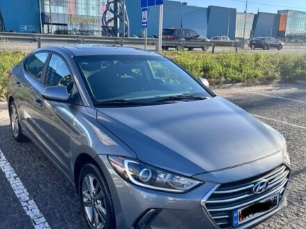 Серый Хендай Элантра, объемом двигателя 2 л и пробегом 75 тыс. км за 14000 $, фото 1 на Automoto.ua